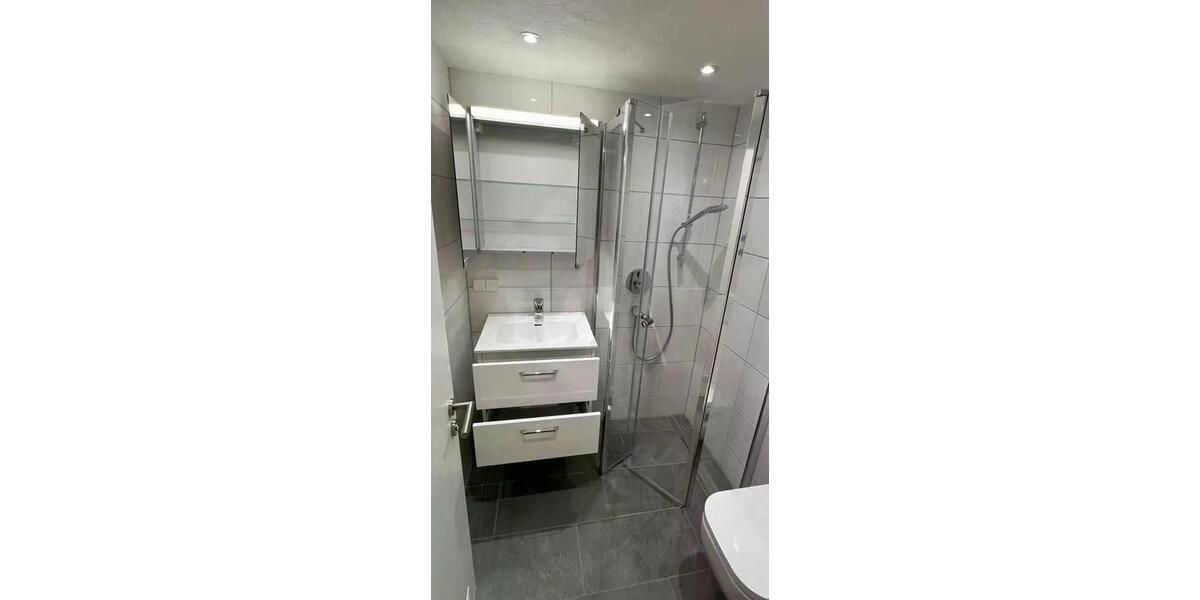 Etagenwohnung Stuttgart Sillenbuch - 1 Zimmer, 32 m&sup2;, 885&euro; | Angebot:25978053