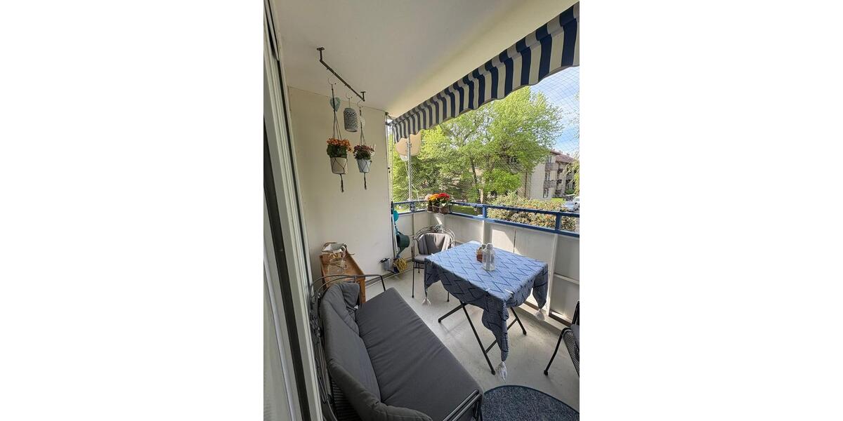 Etagenwohnung Stuttgart Bad Cannstatt - 3 Zimmer, 64 m&sup2;, 280.000&euro; | Angebot:26680971