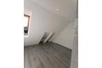 Dachgeschoßwohnung Ebersbach an der Fils - 2.5 Zimmer, 62 m&sup2;, 820&euro; | Angebot:26035434