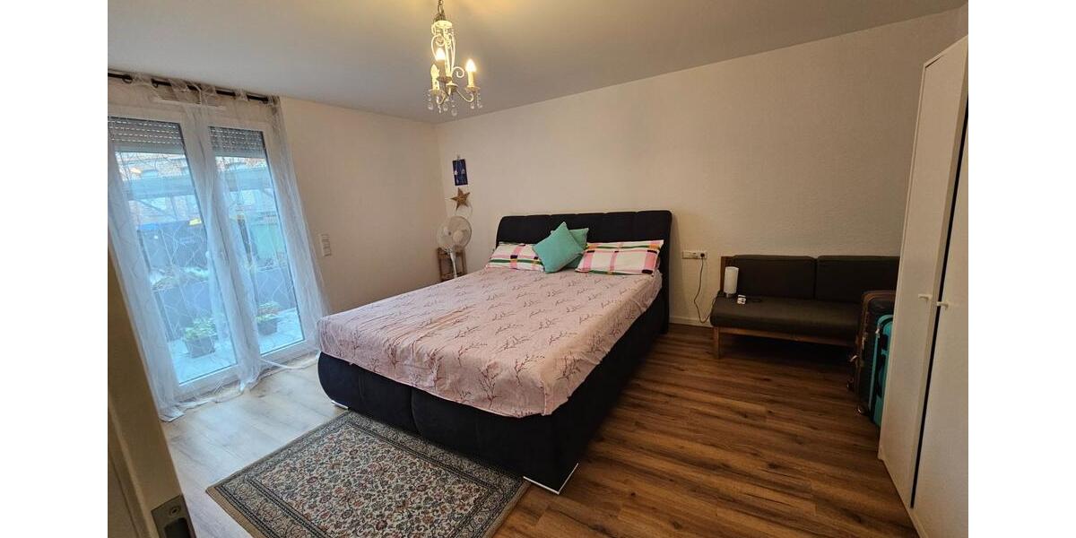 Erdgeschoßwohnung Markgröningen - 3 Zimmer, 100 m&sup2;, 1.330&euro; | Angebot:24847230