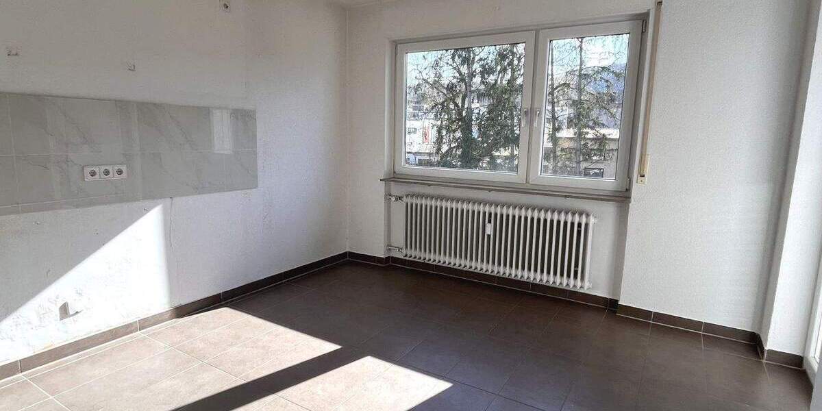 Etagenwohnung Leonberg Eltingen - 3 Zimmer, 74 m&sup2;, 248.000&euro; | Angebot:25748837