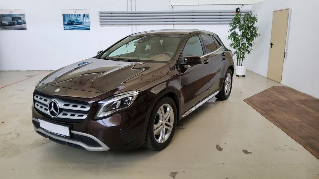 Mercedes-Benz GLA 250 32.500 km 26.700 &euro; Steinheim 71711