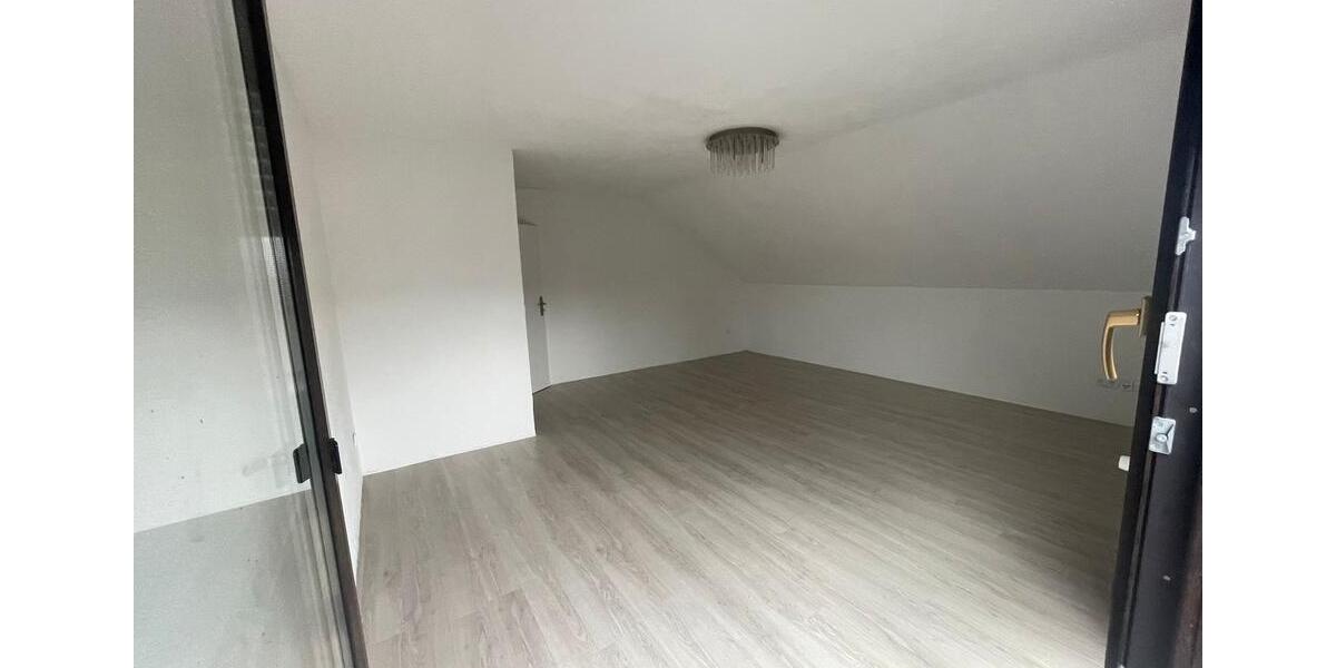 Dachgeschoßwohnung Plüderhausen - 2 Zimmer, 55 m&sup2;, 164.000&euro; | Angebot:26661487