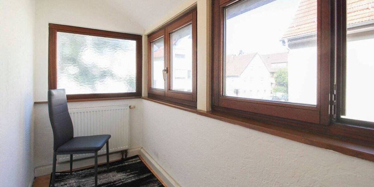 Doppelhaushälfte Stuttgart Weilimdorf - 7 Zimmer, 170 m&sup2;, 485.000&euro; | Angebot:26080889