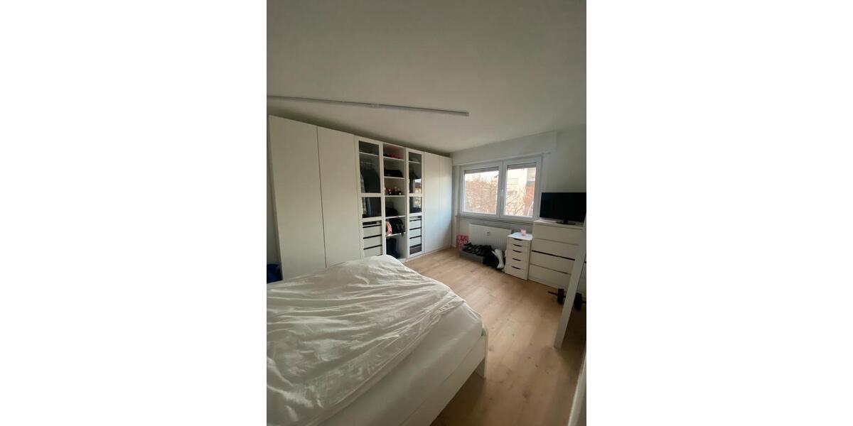 Etagenwohnung Kornwestheim - 2.5 Zimmer, 88 m&sup2;, 1.290&euro; | Angebot:25611452