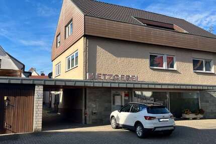 Haus Wendlingen - 8 Zimmer, 323 m&sup2;, 720.000&euro; | Angebot:23390952