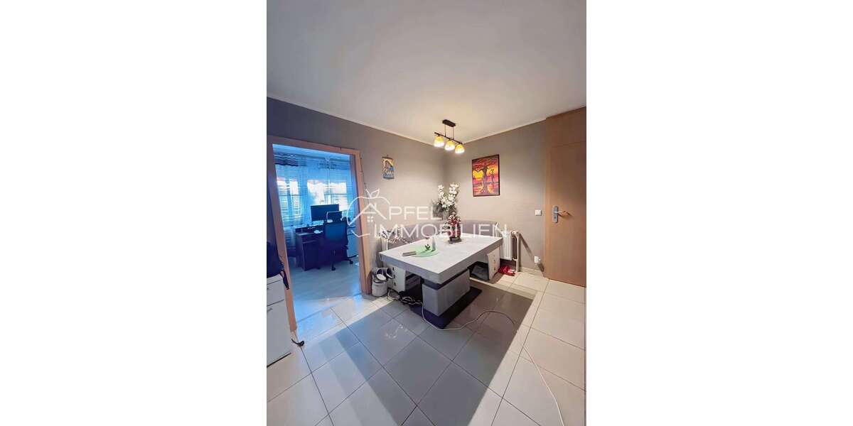 Etagenwohnung Ludwigsburg Hoheneck - 4 Zimmer, 87 m&sup2;, 349.000&euro; | Angebot:27718346