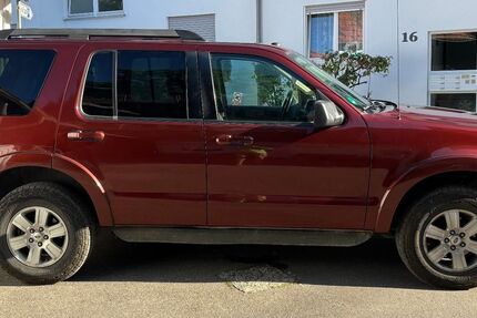 Ford Explorer 294.000 km 1.000 &euro; Neuhausen adF 73765