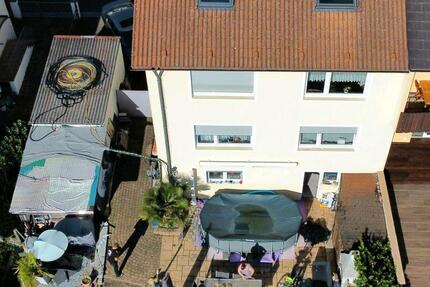 Wohnung Uhingen - 2 Zimmer, 62 m&sup2;, 900&euro; | Angebot:27565658