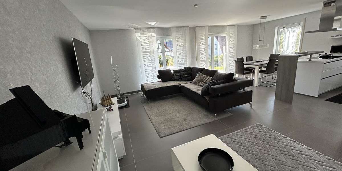 Etagenwohnung Holzmaden - 4.5 Zimmer, 104 m&sup2;, 390.000&euro; | Angebot:27666455