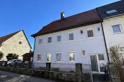 Haus Lorch - 6 Zimmer, 139 m&sup2;, 249.000&euro; | Angebot:25371902