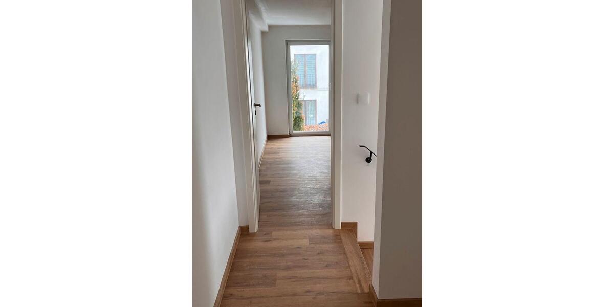 Gewerbeobjekt Stuttgart Sillenbuch - 3 Zimmer, 75 m&sup2;, 690&euro; | Angebot:24825838