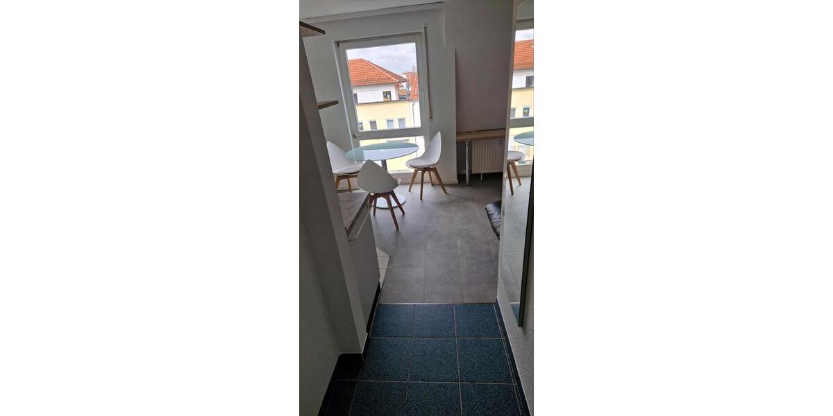 Etagenwohnung Stuttgart Bad Cannstatt - 2 Zimmer, 33 m&sup2;, 780&euro; | Angebot:25589643
