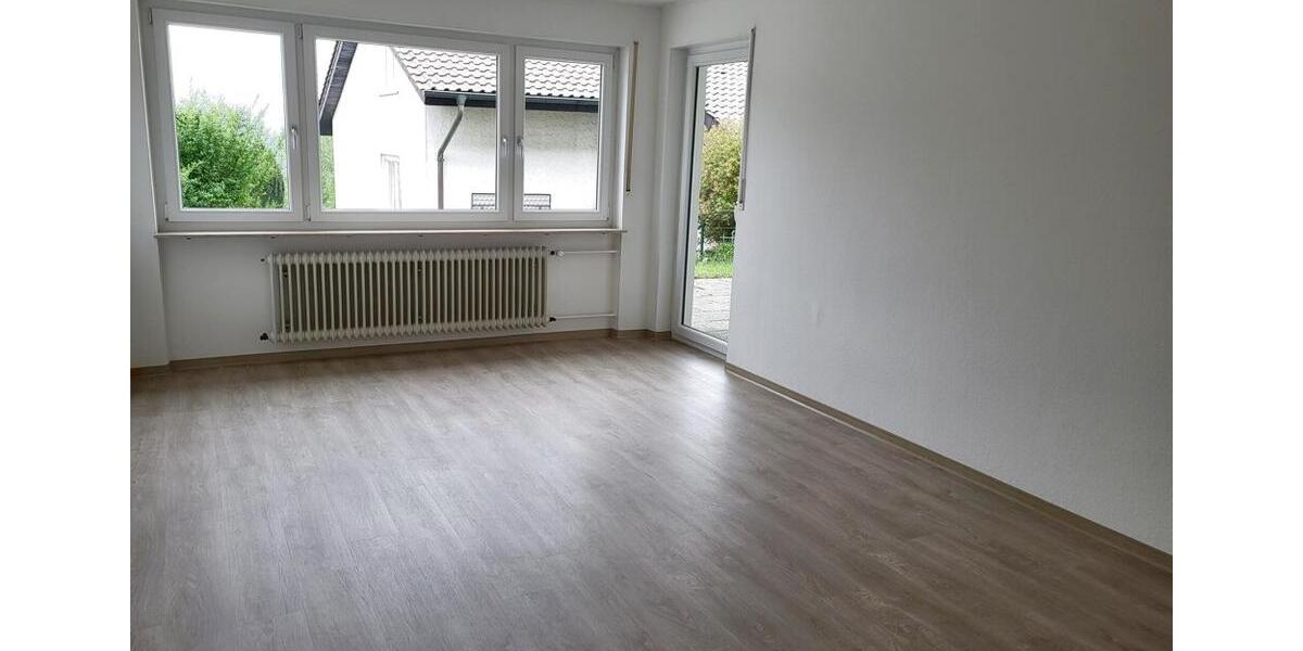 Reihenhaus Neckarwestheim - 4.5 Zimmer, 130 m&sup2;, 1.300&euro; | Angebot:26533669
