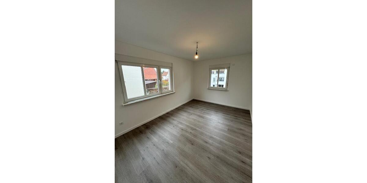 Etagenwohnung Gerlingen - 2 Zimmer, 54 m&sup2;, 850&euro; | Angebot:25789576