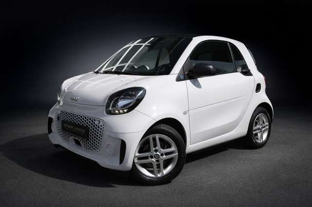 Smart forTwo 24.391 km 11.490 &euro; Uhingen 73066