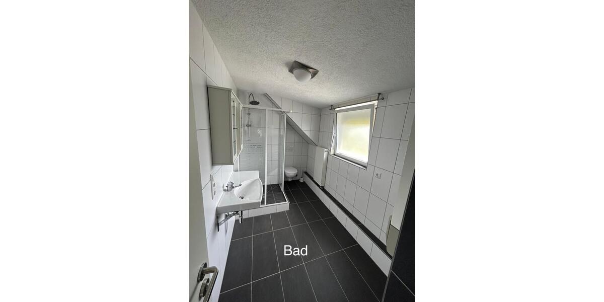 Etagenwohnung Stuttgart Bad Cannstatt - 3 Zimmer, 70 m&sup2;, 1.200&euro; | Angebot:25852569