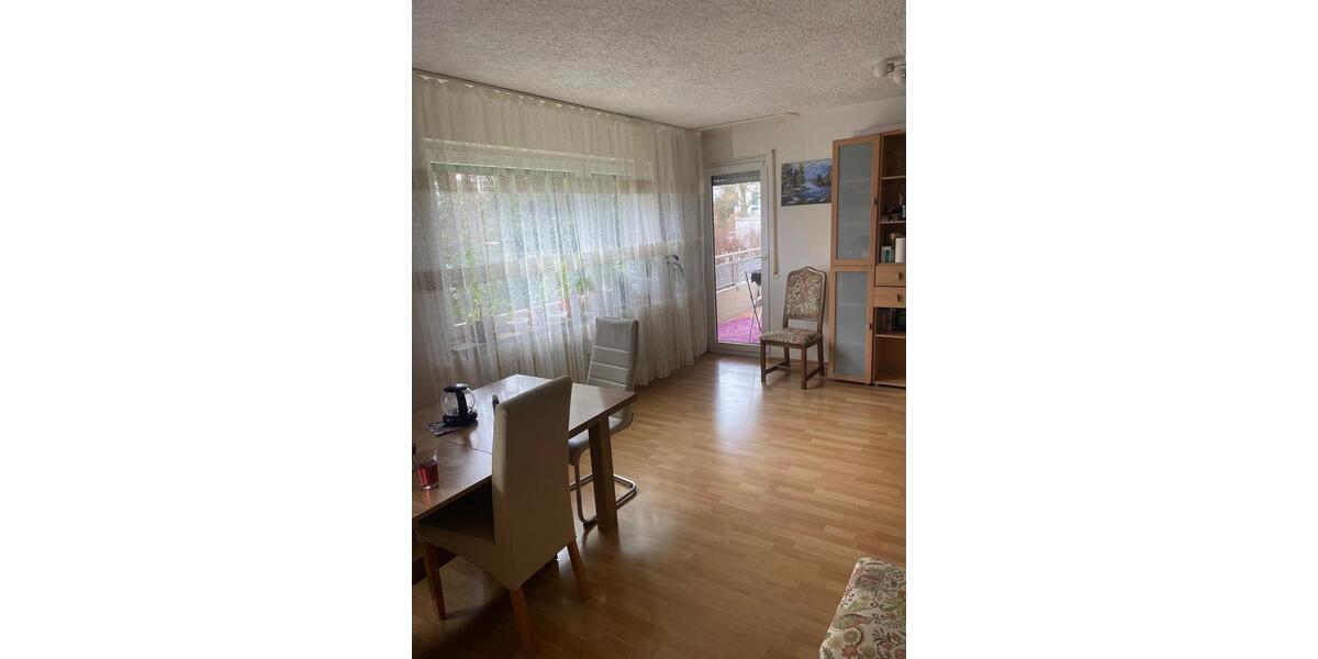Etagenwohnung Backnang - 4.5 Zimmer, 106 m&sup2;, 350.000&euro; | Angebot:25632819