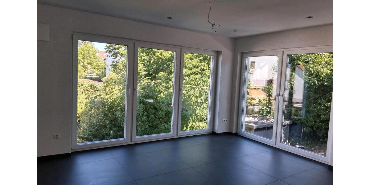 Einfamilienhaus Winnenden - 7 Zimmer, 170 m&sup2;, 2.580&euro; | Angebot:27606300