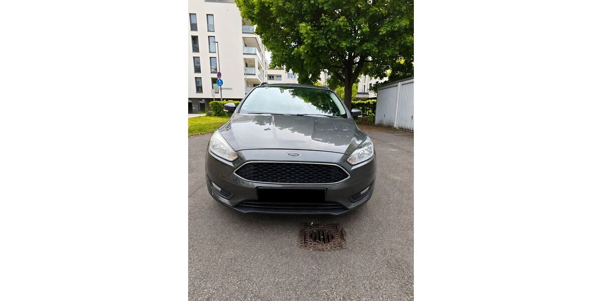 Ford Focus 122.812 km 5.700 &euro; Böblingen 71032
