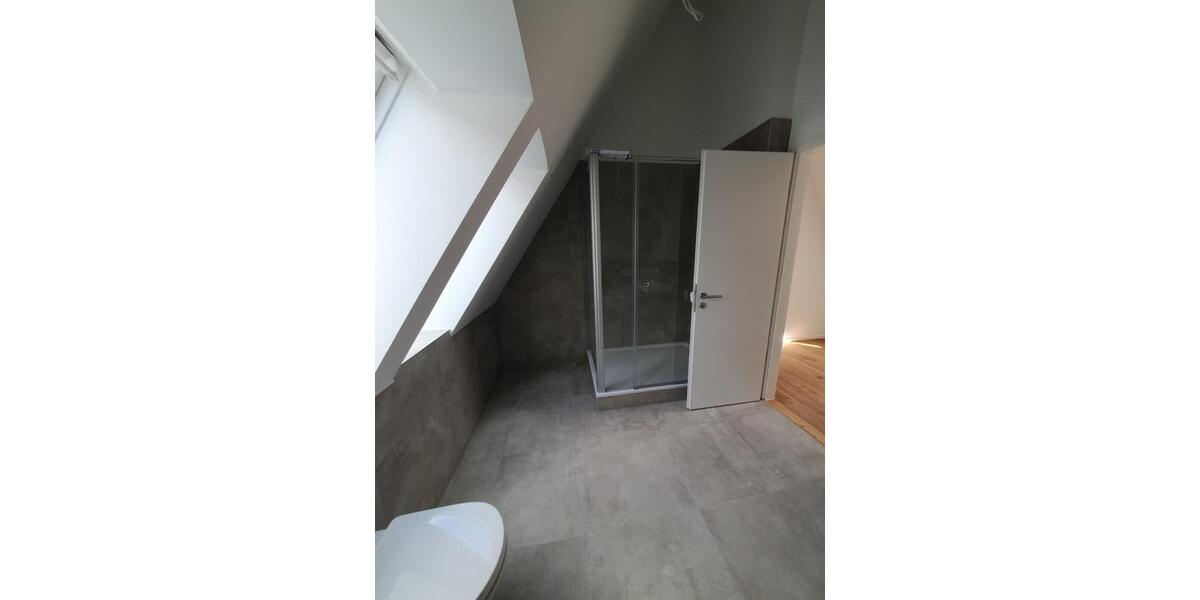 Maisonettenwohnung Schwieberdingen - 4 Zimmer, 140 m&sup2;, 1.999&euro; | Angebot:25923480