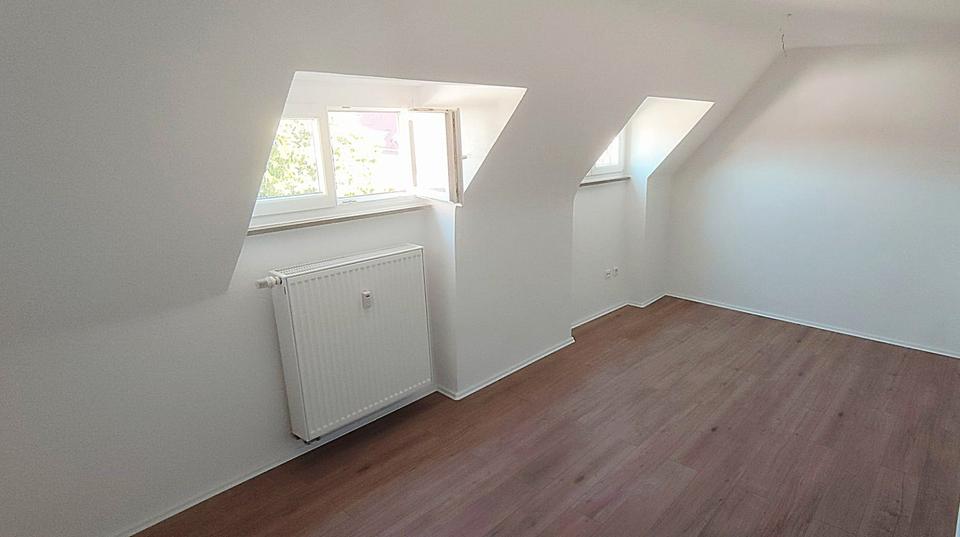 Etagenwohnung Stuttgart Bad Cannstatt - 2 Zimmer, 44 m&sup2;, 750&euro; | Angebot:25964384