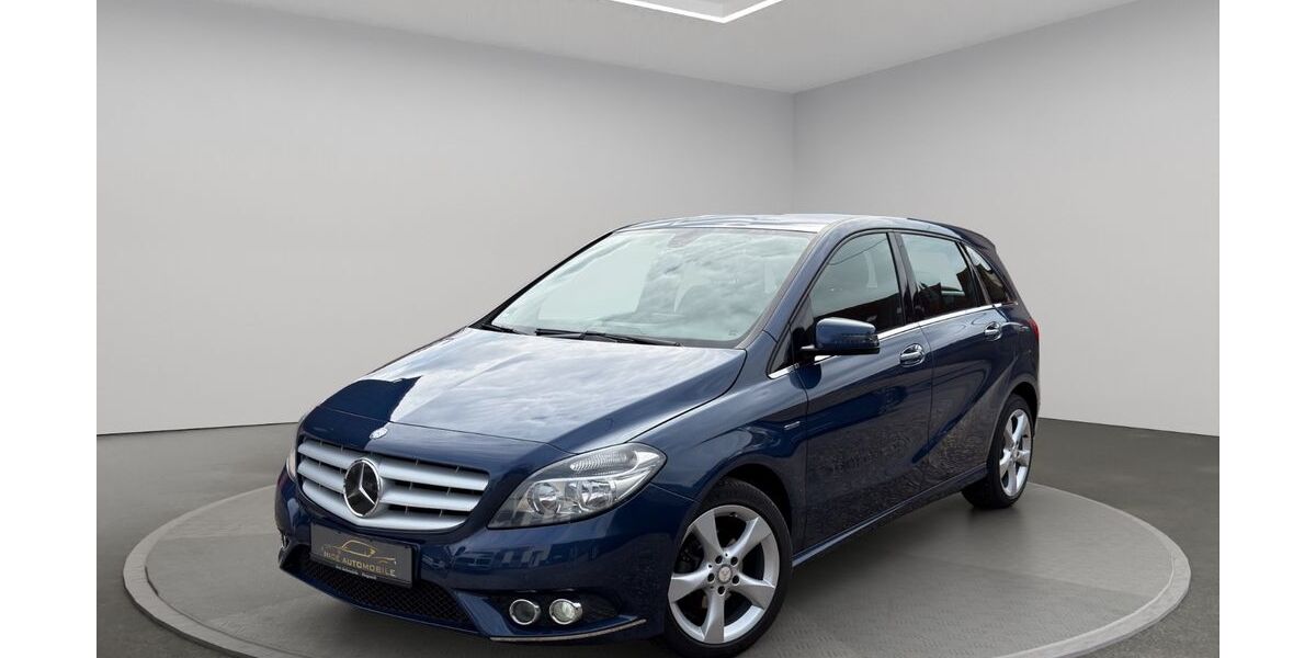 Mercedes-Benz B 180 99.474 km 12.390 &euro; Waiblingen 71334