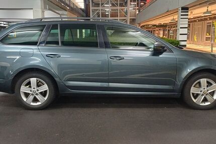 Skoda Octavia 190.000 km 10.100 &euro; Esslingen am Neckar 73733