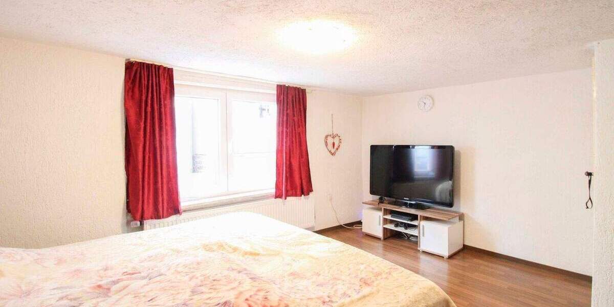 Einfamilienhaus Murrhardt - 6 Zimmer, 129.000&euro; | Angebot:25837777