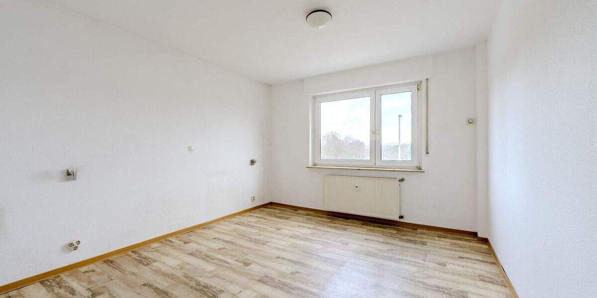 Mehrfamilienhaus, Wohnhaus Sindelfingen / Maichingen Maichingen - 8 Zimmer, 145 m&sup2;, 629.000&euro; | Angebot:25746135