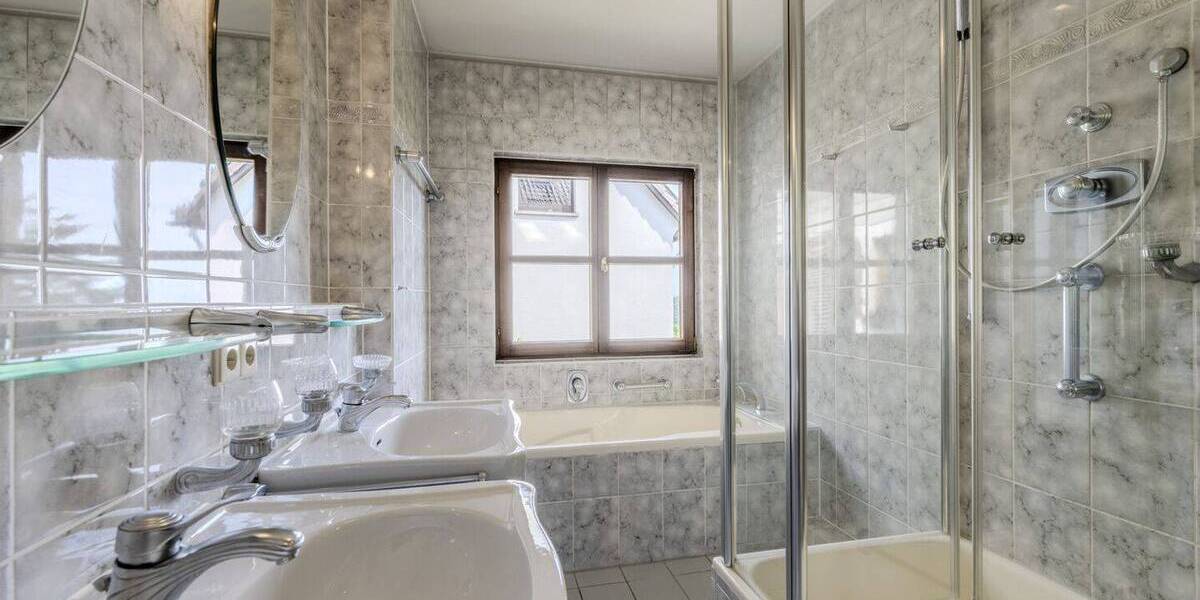 Einfamilienhaus Stuttgart Frauenkopf - 5 Zimmer, 231 m&sup2;, 1.490.000&euro; | Angebot:25745108