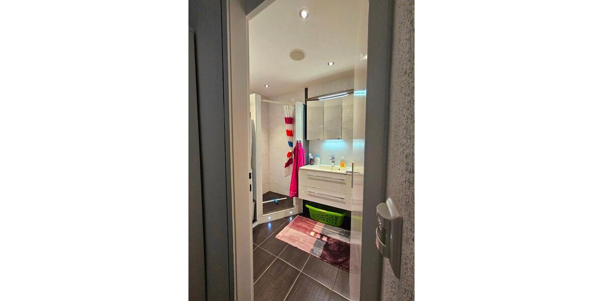 Etagenwohnung Leonberg - 3 Zimmer, 80 m&sup2;, 415.000&euro; | Angebot:26048610