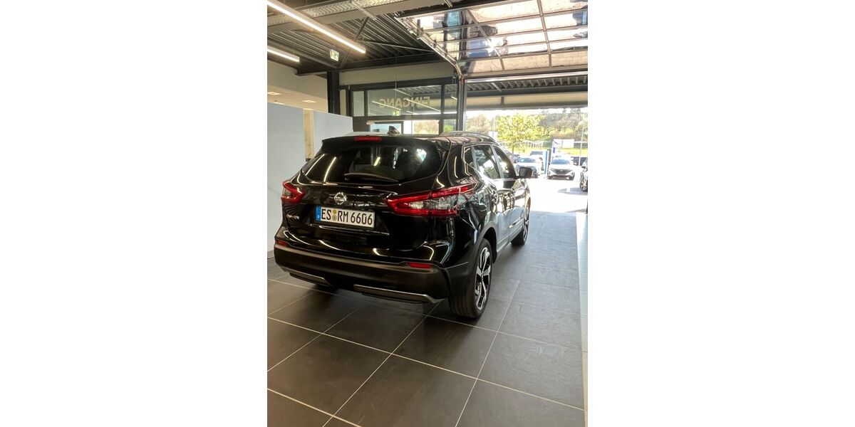 Nissan Qashqai 145.000 km 14.000 &euro; Plochingen 73207