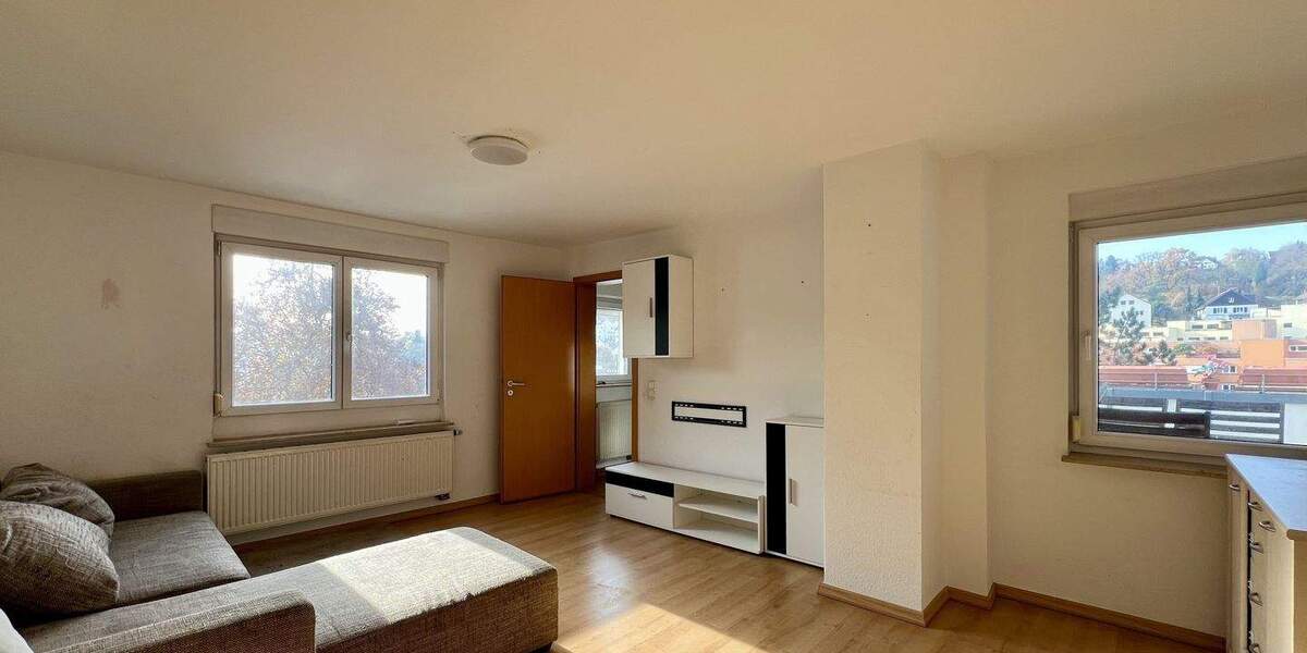 Etagenwohnung Esslingen Krummenacker - 4 Zimmer, 75 m&sup2;, 270.000&euro; | Angebot:25706125