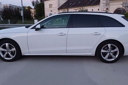 Audi A4 218.500 km 17.900 &euro; Esslingen am Neckar 73733