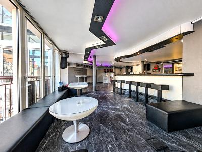 WER IM GLASHOUSE SITZT, SOLLTE LAUTER DREHEN - Gewerbeobjekt Leonberg | Angebot:27233866
