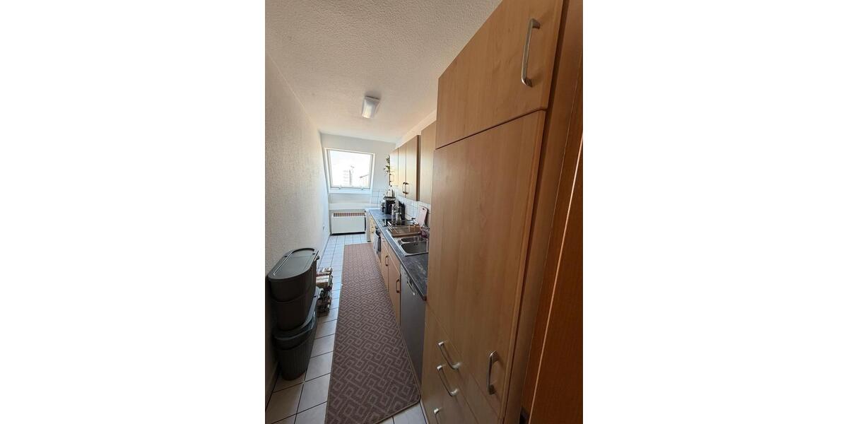Dachgeschoßwohnung Stuttgart Stuttgart-Süd - 3 Zimmer, 80 m&sup2;, 1.300&euro; | Angebot:26603207