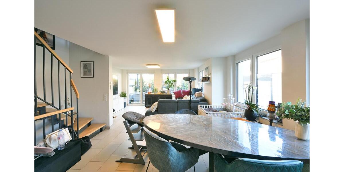Reihenhaus Markgröningen - 5 Zimmer, 133 m&sup2;, 1.700&euro; | Angebot:25632777