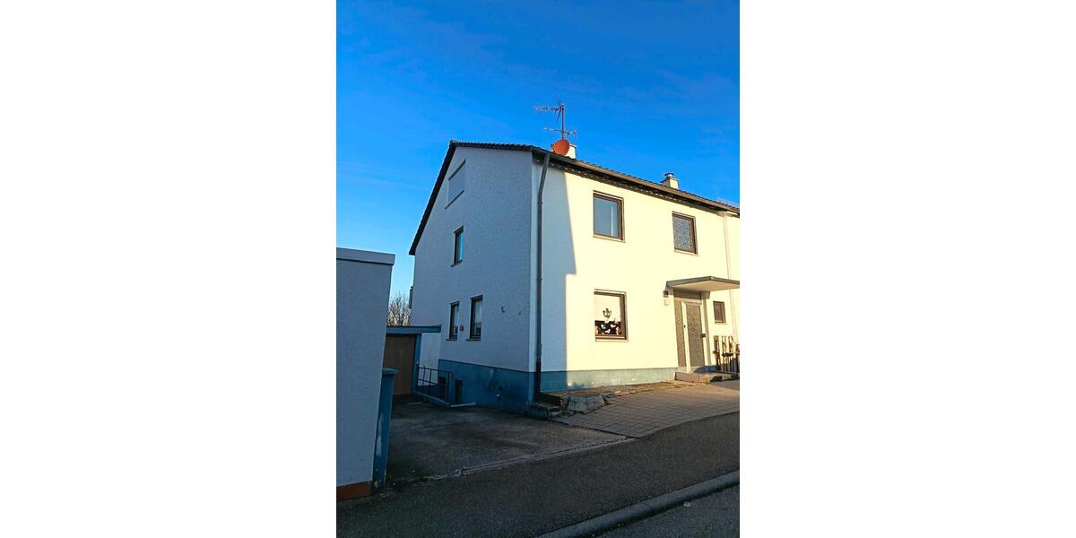 Doppelhaushälfte Winnenden - 7 Zimmer, 167 m&sup2;, 549.000&euro; | Angebot:25658582