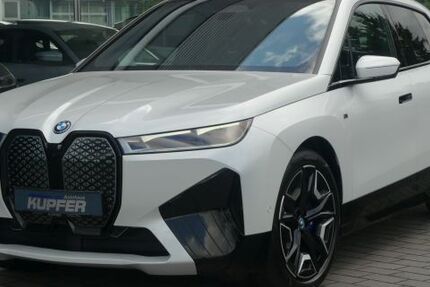 BMW iX 29.520 km 71.500 &euro; Vaihingen / Enz 71665
