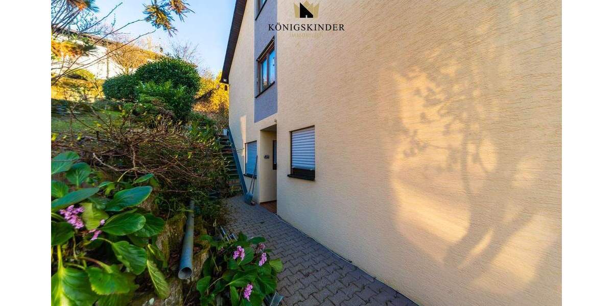 Doppelhaushälfte Oberstenfeld - 8 Zimmer, 161 m&sup2;, 490.000&euro; | Angebot:25862924