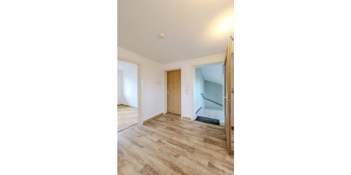 Mehrfamilienhaus, Wohnhaus Sindelfingen / Maichingen Maichingen - 8 Zimmer, 145 m&sup2;, 629.000&euro; | Angebot:25746135