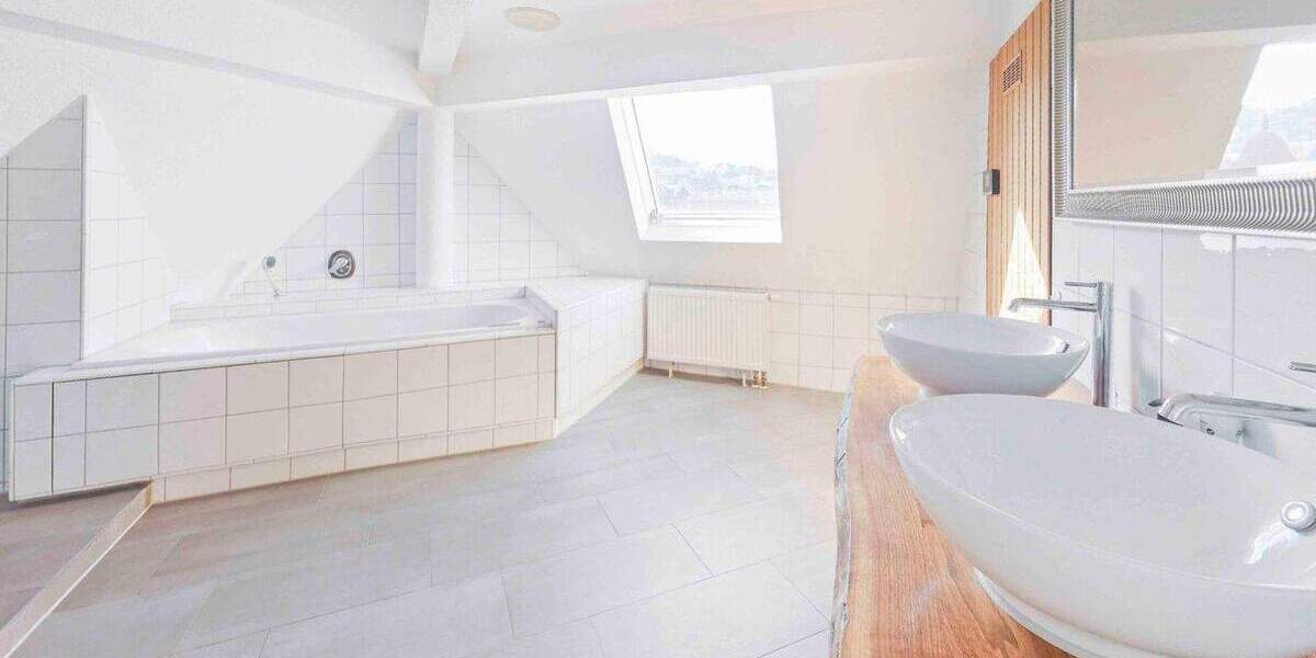 Etagenwohnung Stuttgart Süd - 3 Zimmer, 103 m&sup2;, 499.000&euro; | Angebot:25735585