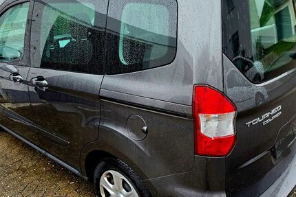 Ford Tourneo Courier 144.300 km 7.200 &euro; Filderstadt 70794