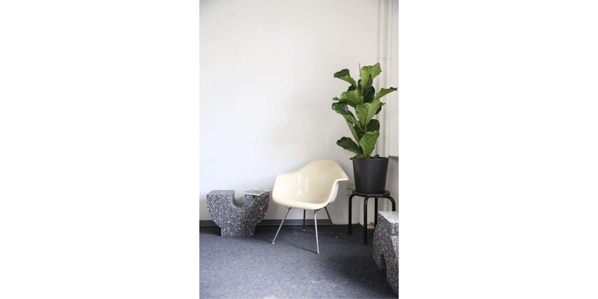 Gewerbeobjekt Stuttgart Süd - 300&euro; | Angebot:25906460