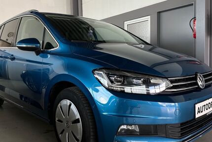 VW Touran 181.500 km 17.900 &euro; Neckartailfingen 72666