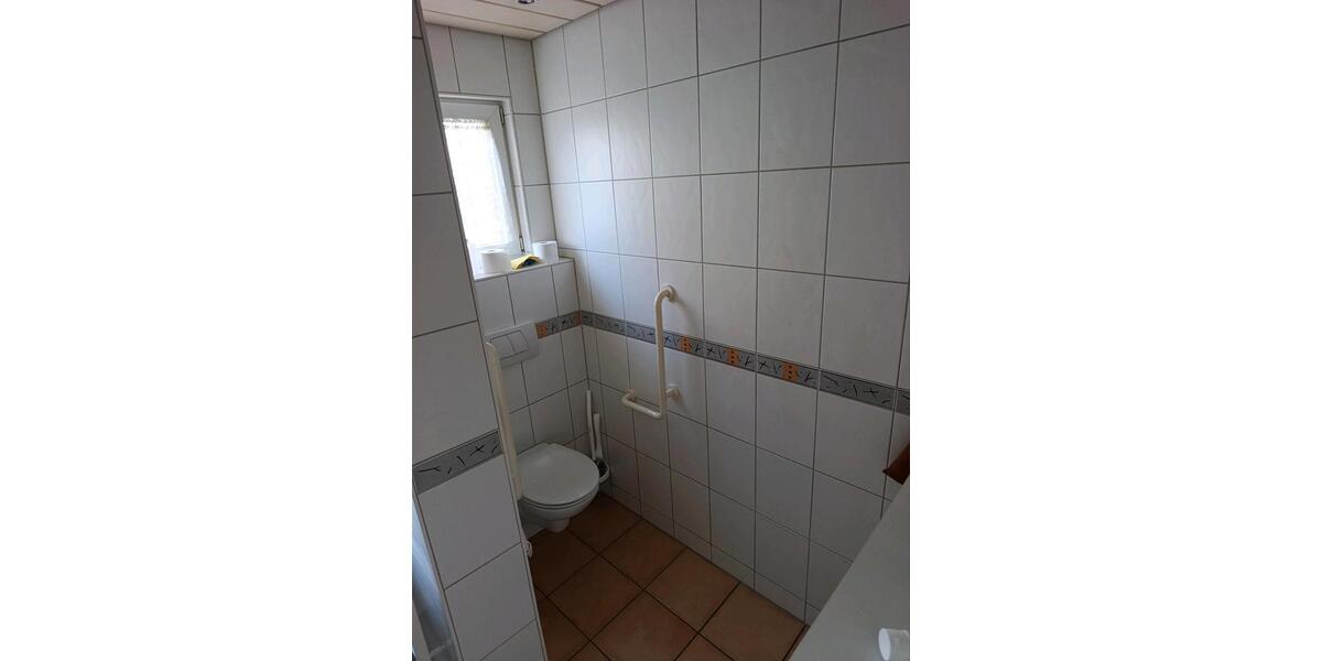 Mehrfamilienhaus, Wohnhaus Nürtingen - 8 Zimmer, 150 m&sup2;, 425.000&euro; | Angebot:26059475