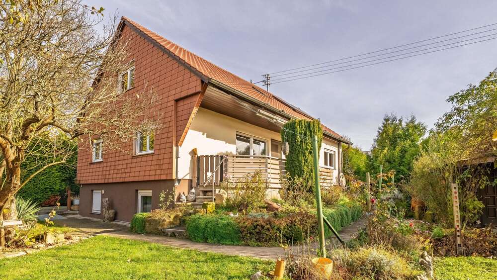 Einfamilienhaus Ilsfeld - 6.5 Zimmer, 143 m&sup2;, 690.000&euro; | Angebot:25194267