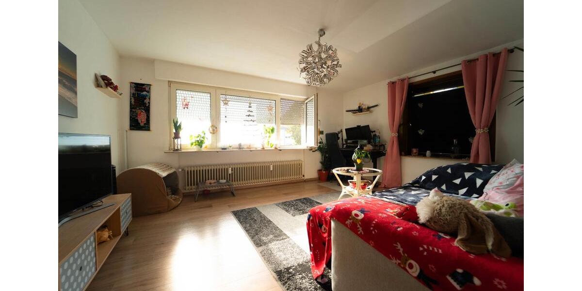 Etagenwohnung Vaihingen an der Enz - 3.5 Zimmer, 79 m&sup2;, 1.000&euro; | Angebot:27611634