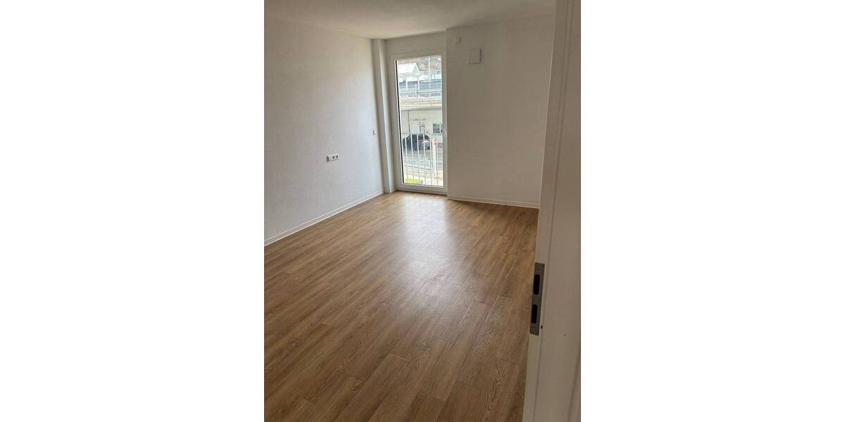 Etagenwohnung Esslingen am Neckar Weil - 3 Zimmer, 79 m&sup2;, 1.369&euro; | Angebot:26292885